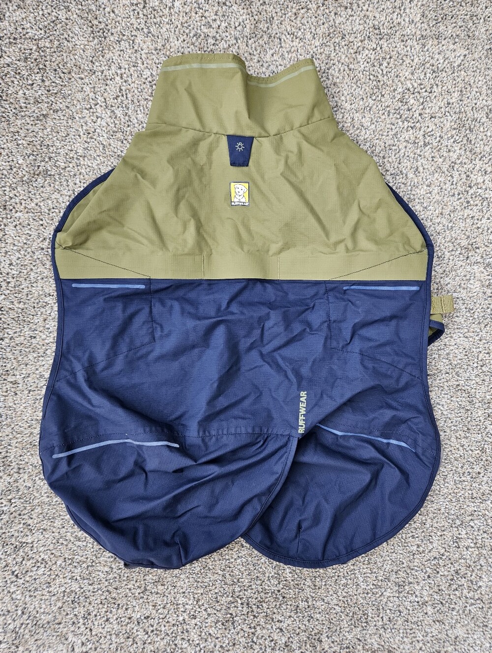 Ruffwear Sun Shower Rain Jacket Dog Coat Blue Green Canine Hiking Size Small